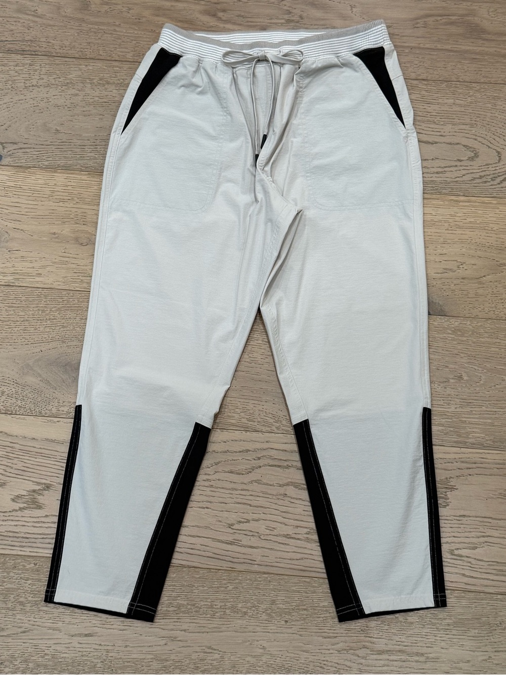 Free People Movement Colorblock Jogger Pants Cream Black Size S